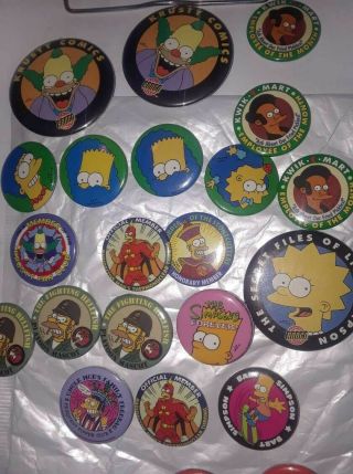 20 - The Simpsons - Cartoon Retro - Button Pin Badge (13 Different,  7 Recurring)