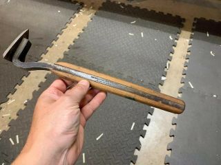 Old Vintage Perfection Scraper Bridgeport Hdwe Wood Handle Triangular Blade