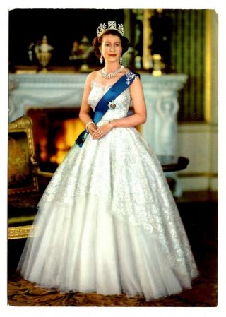 Queen Elizabeth Ii Her Majesty Postcard White Gown Crown Sash Vintage Unposted
