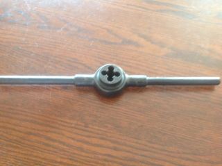 Vintage Die Handle Gt&d Corp,  Greenfield,  Mass.  Usa.  131/4 ",  Long Tool,  7/16,  1/32,  14