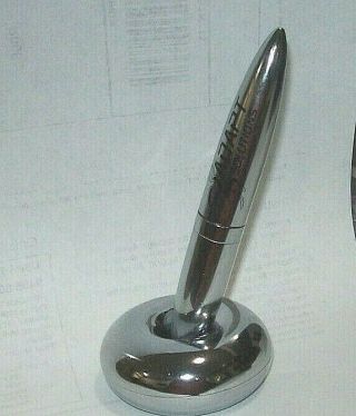 Magnetic Floating Chrome Pen With Magnetic Holder