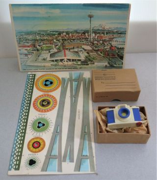 Seattle Worlds Fair Morley Studio 18 Color Space Needle Tiny Viewer & Cut Out