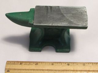 Vintage Green 219 L Cast Iron Mini Anvil 3