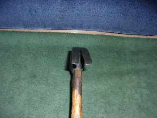 Vintage STANLEY 101 - 1/2 16 oz Curved Claw Hammer With Handle 4