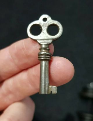 Small Tiny Little Old Antique Vintage Keys Rustic Lock Box Door Key Charm Caddy