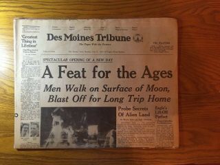 Apollo 11 Moon Landing Newspaper - July 21,  1969 - Des Moines Tribune