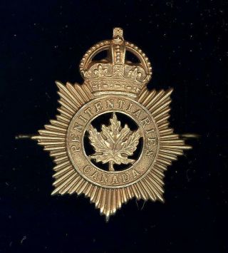 Obsolete & - Penitentiaries Canada Cap Badge 1920 