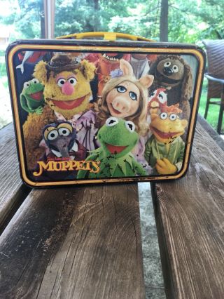 Vintage The Muppets 1979 Metal Collector Lunchbox.  Kermit,  Miss Piggy,  Animal