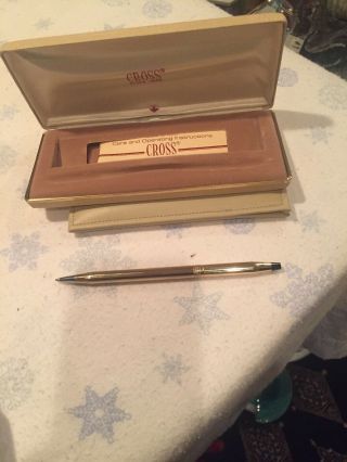 Vintage Cross Pen W/box And Leather Case Scalloped Band Great