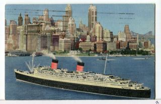 1954 - The Rms Queen Elizabeth And York City Skyline Ships Postcard