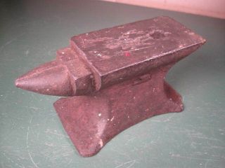 Old Vintage Tools Small Anvil 11 - 1/2 Lbs.  Blacksmithing