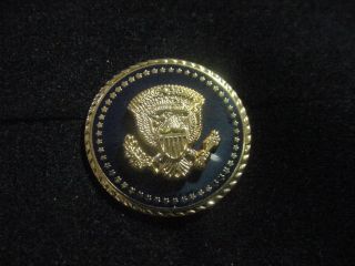 Presidential Seal Lapel Pin - No Signature - - -