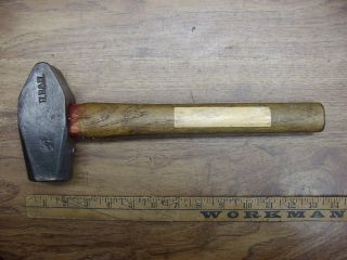 Vintage Hb&h 4lbs.  9.  4oz Cross Peen Hammer,  4 - 5/8 " Head,  1 - 3/4 " Face,  1 - 15/16 " Peen