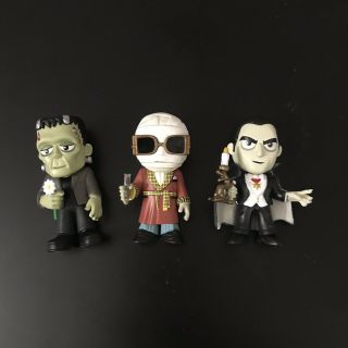 Funko Mystery Minis Universal Studios Monsters Frankenstein,  Dracula & Invisible
