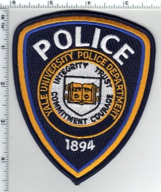 Yale University Police (connecticut) Shoulder Patch - From The 1980 