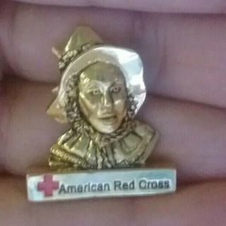 ((rare Htf))  Wizard Of Oz Scarecrow American Red Cross Pin