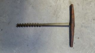 Vintage Wooden T Handle Barn Beam Bore Auger Carpentry Woodworking