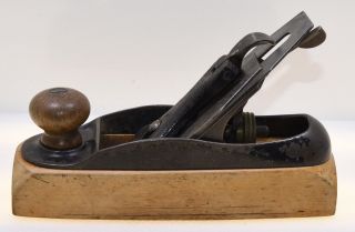 Vintage Stanley No.  24 Transitional Smoothing Plane Type 9 (1888 - 90) (inv F658)