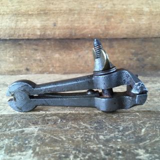 Vintage Small 3.  5 " Jewellers Hand Vice Old Antique Clamp Hand Tool 59