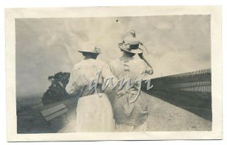 Young Edwardian Fashion Ladies Walking Away From The Camera Old Photo