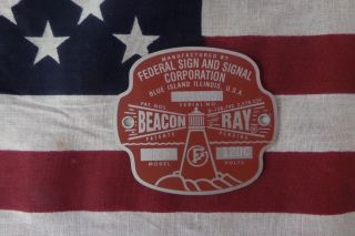 Federal Sign And Signal Model 175 Beacon Ray Replacement Badge