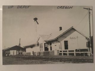 Elgin Oregon Up Rr Station Railroad Depot B&w Real Photo Postcard Rppc