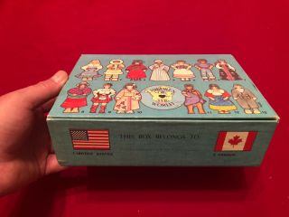 Vintage School Crayon Box Children Of The World Flags Soviet Union West Germany