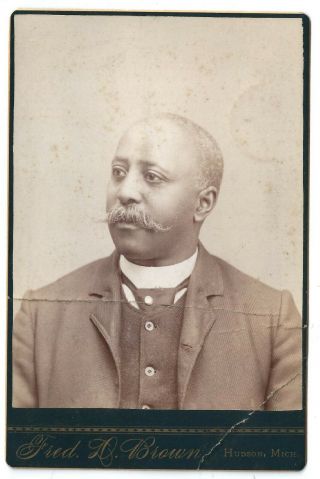 1890s African American Cdv Of Gentleman In Suit By Fred D Brown Hudson Mi