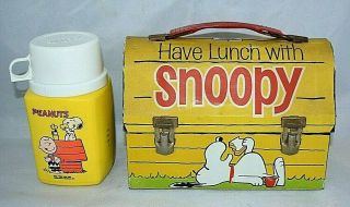 Vintage Snoopy Metal Lunchbox With Plastic Thermos Charlie Brown Peanuts 1968