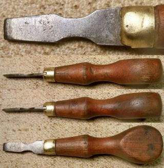 Old Small Wood Handle Turnscrew Or Screwdriver Collectible Tool 2