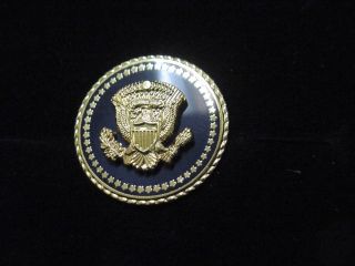 President Trump Lapel Pin - Presidential Seal Lapel Pin - Gold Color