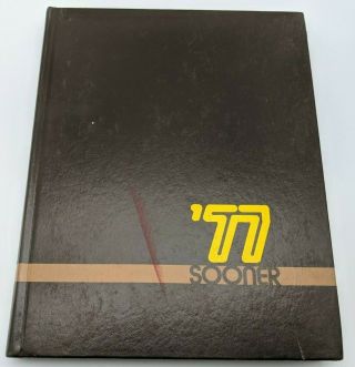 1977 Ou University Of Oklahoma " The Sooners " Yearbooks/annuals Vol 73