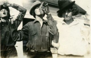 Zz789 Vtg Photo Young Women Dressed As Men Slugging Whiskey Bottles,  Early 1900s