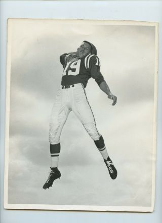 Vintage Press Photo Football Legend Quarterback Johnny Unitas Mounted On Board