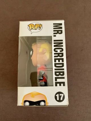 Funko Pop Mr Incredible 17 Disney Store Logo with POP Protector 4