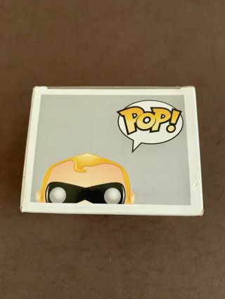 Funko Pop Mr Incredible 17 Disney Store Logo with POP Protector 5
