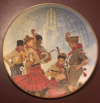 Boy Scout Norman Rockwell Plate " A Good Sign” Limited Edition Gorham Fine China