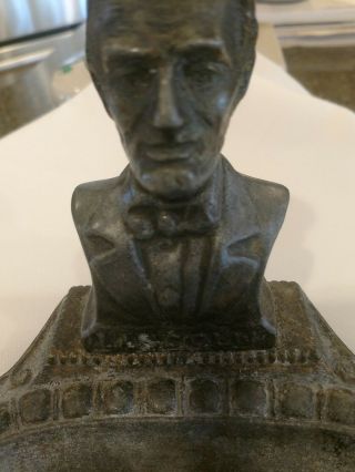 Rare Vintage President Abraham Lincoln Ashtray.  detail 3