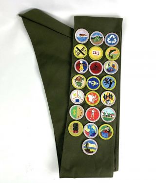 Boy Scout Merit Badge Sash With 22 Patches