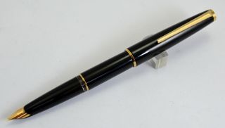 Vintage Mont Blanc 320 Black Fountain Pen W/gold Nib,  Germany (x4199)