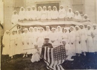 Antique Wwi Photo Of A Large Group Of Nurses Soldier American Flag 8x10