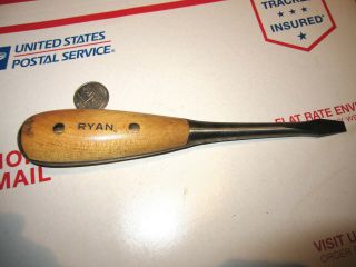 Vintage Ryan Tool Co.  Perfect Handle Style Screwdriver Very Good Cond.  8 1/4 "