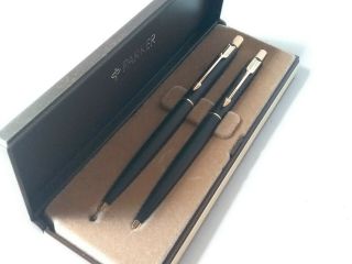 Vintage Parker Pen and mechanical pencil set in case 2