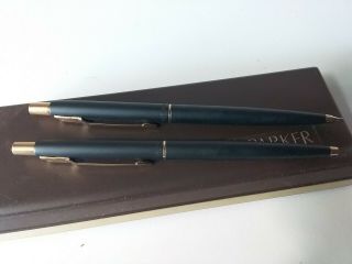 Vintage Parker Pen and mechanical pencil set in case 4
