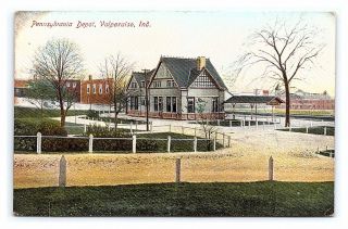 Vintage Postcard Pennsylvania Train Depot Valparaiso Indiana 1910
