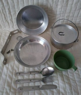 Vintage 1960 Boy Scout Mess Kit with utensils Very Nice/Used Once 4
