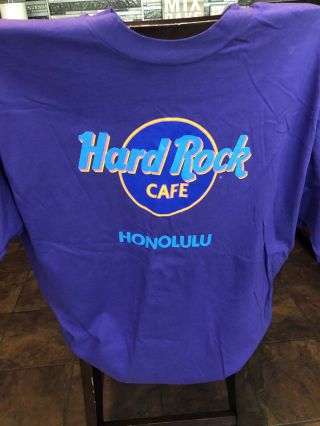 Hard Rock Cafe T - Shirt Honolulu Purple Xl