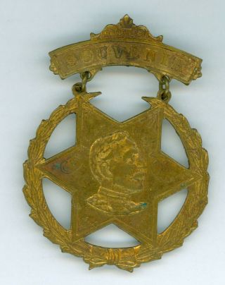 Vintage 1898 Admiral Of The U.  S.  Navy George Dewey Souvenir Pinback Button