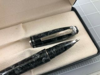 Judd ' s Signum Grey Rollerball Pen in Case 3