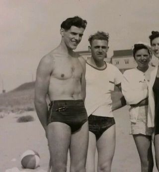 Vintage Old 1940 Photo Of Cuban Man Men Wearing Briefs Bathing Suit Swimsuit